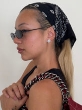 Load image into Gallery viewer, Yasmine Studs
