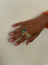 Load image into Gallery viewer, White Agate &amp; Garnet Ring
