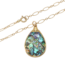 Load image into Gallery viewer, Veda Necklace
