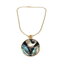 Load image into Gallery viewer, World Abalone Shell Necklace
