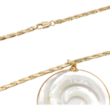 Load image into Gallery viewer, Swirl Mother Of Pearl Necklace
