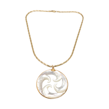 Load image into Gallery viewer, Mother Of Pearl Necklace
