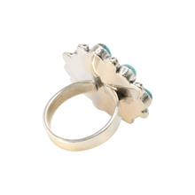 Load image into Gallery viewer, Turquoise Flower Ring
