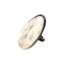Load image into Gallery viewer, Cream &amp; Black Oval Horn Ring

