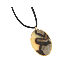 Load image into Gallery viewer, Septarian &amp; Leather Necklace

