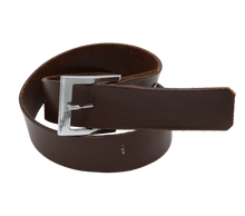 Load image into Gallery viewer, Size 28-32&quot; Vintage Brown Leather Belt
