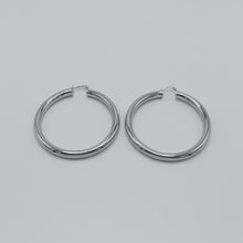 Load image into Gallery viewer, (D) Monique Hoops - Silver
