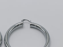 Load image into Gallery viewer, (D) Kaya Hoops - Silver
