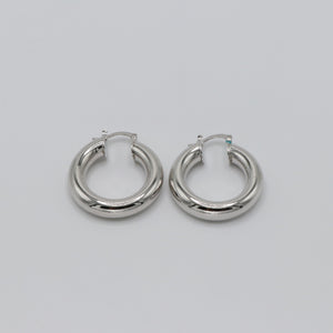 (D) Vanessa Hoops