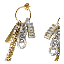 Load image into Gallery viewer, Amalia Studs
