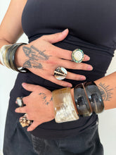 Load image into Gallery viewer, Tan &amp; White Horn Cuff
