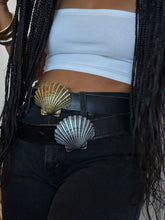 Load image into Gallery viewer, Shell Belt Buckle
