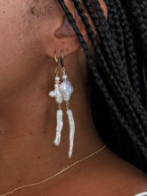 Load image into Gallery viewer, Freshwater Pearl Cross Earrings
