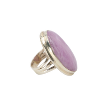 Load image into Gallery viewer, Kunzite Ring

