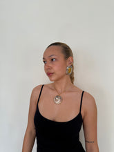 Load image into Gallery viewer, Brown Tsunami Mother Of Pearl Necklace
