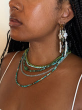 Load image into Gallery viewer, Peridot &amp; Green Freshwater Pearl necklace
